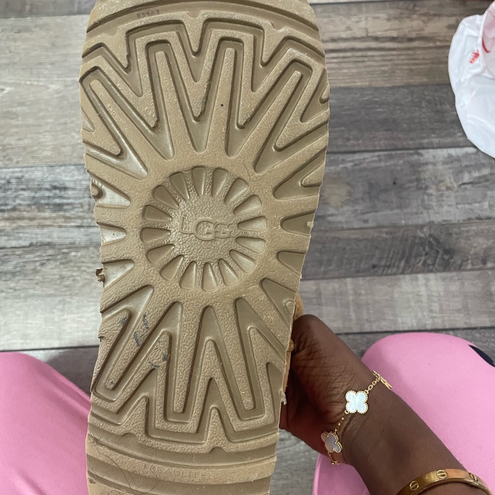 Chestnut ugg boots - Picture 5 of 5